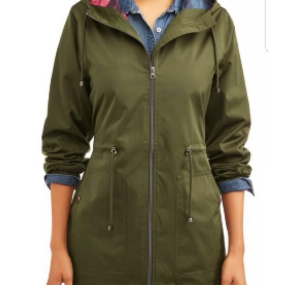 Olive Women’s Hooded Anorak/Rain Jacket